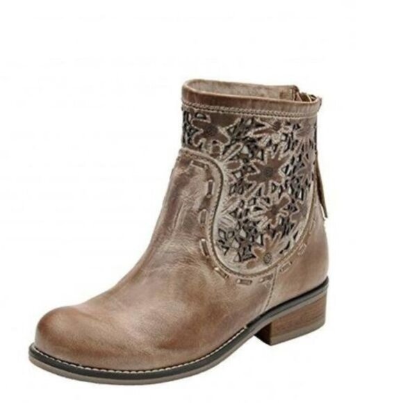 Corral Women's Taupe Laser-Cut Short Top Round Toe Boots Size 7 - Picture 14 of 14